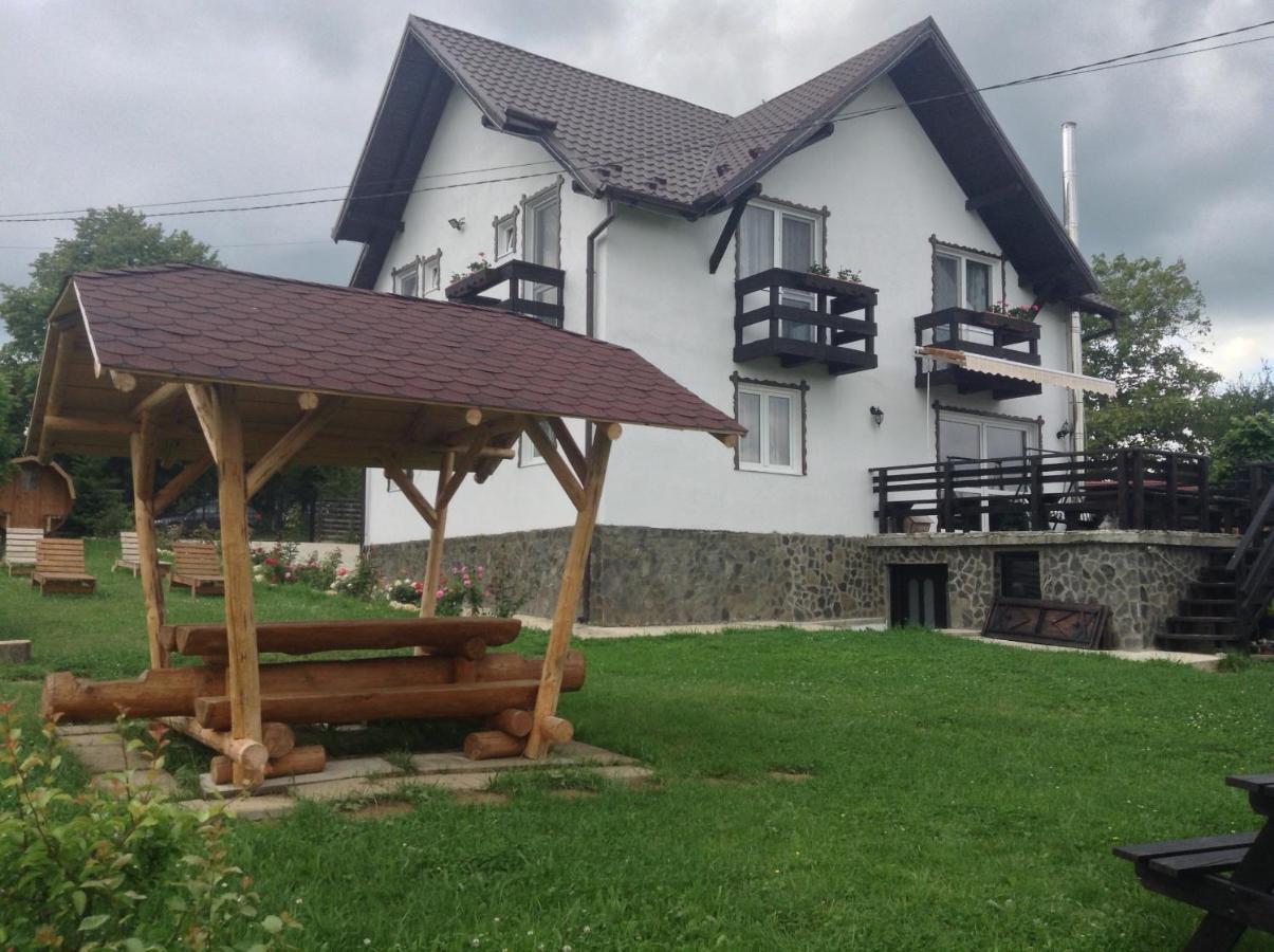 Elder Villa Bran  Exteriör bild