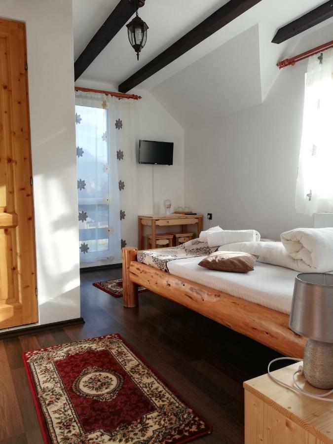 Elder Villa Bran  Exteriör bild